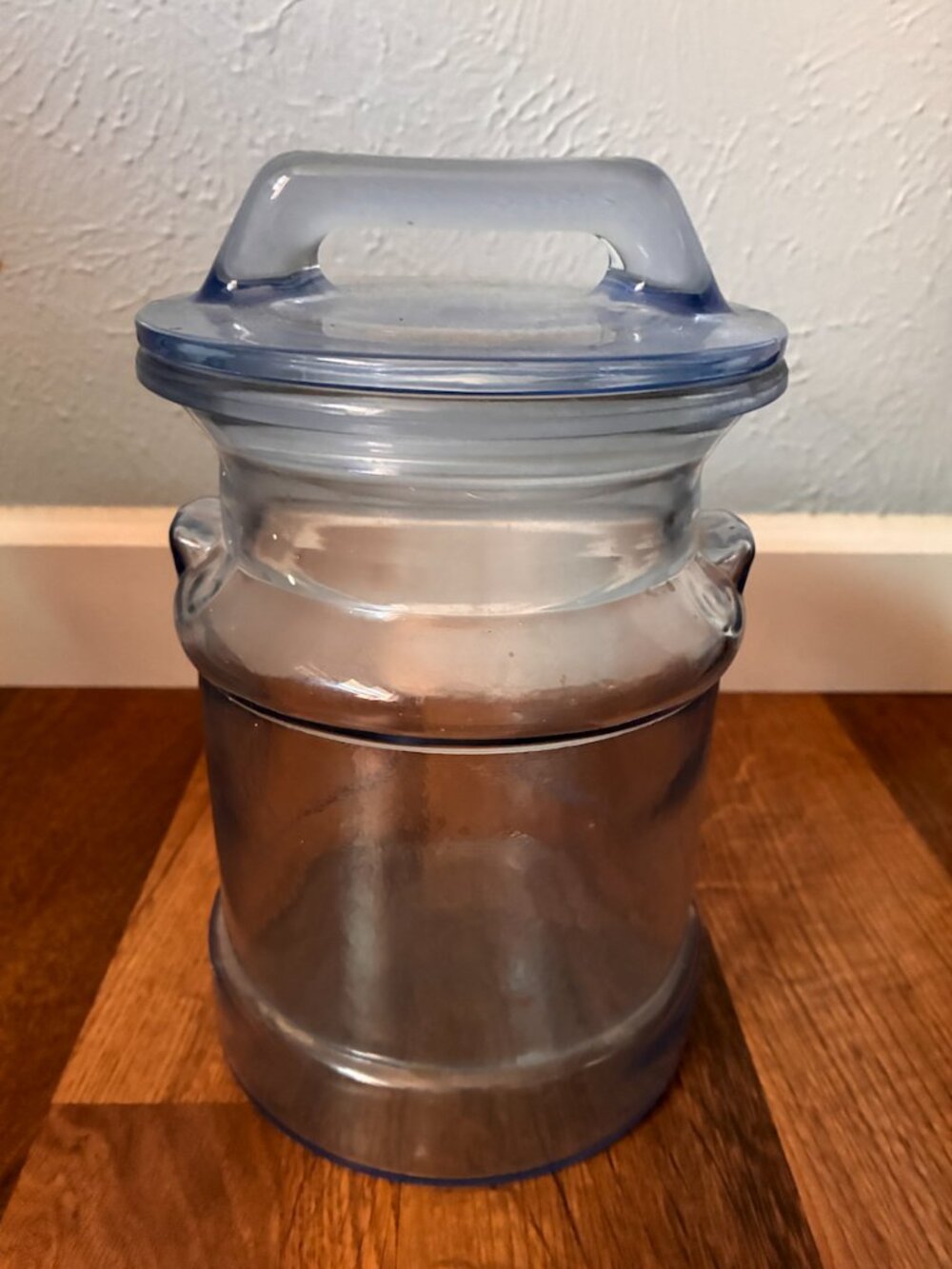 LE Smith Jug Canister